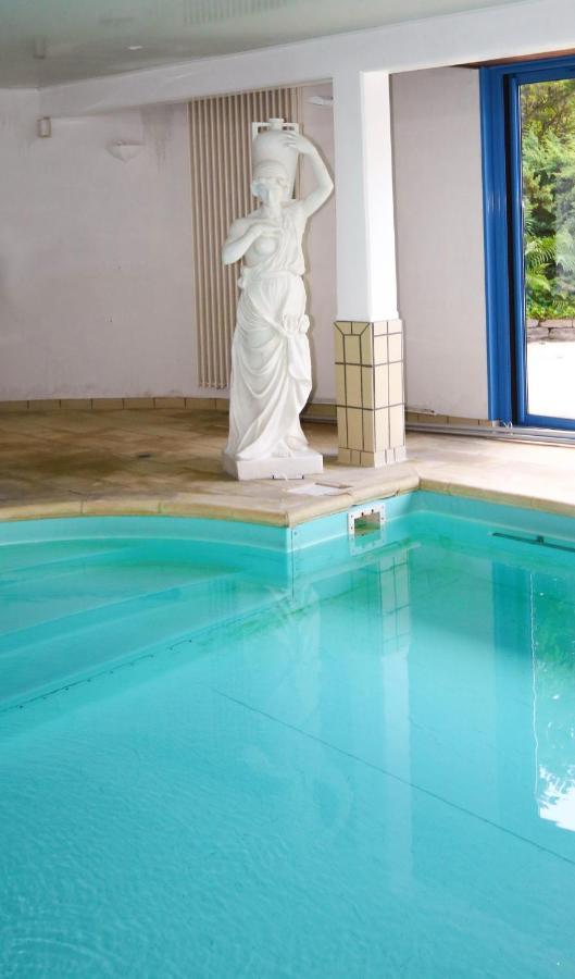 Le Manoir De La Mantille Caudry Exterior foto
