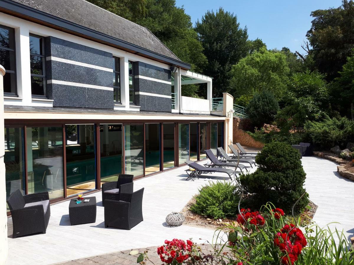 Le Manoir De La Mantille Caudry Exterior foto