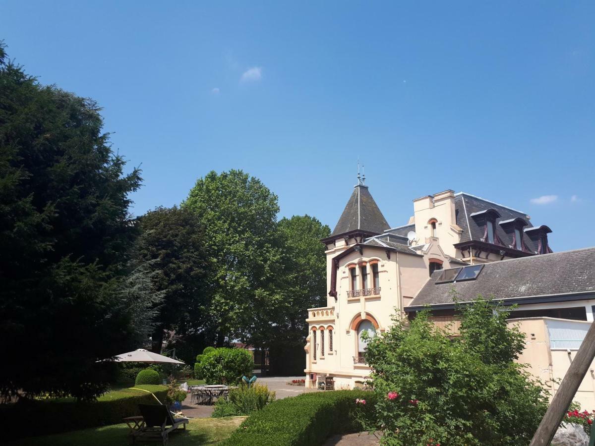 Le Manoir De La Mantille Caudry Exterior foto